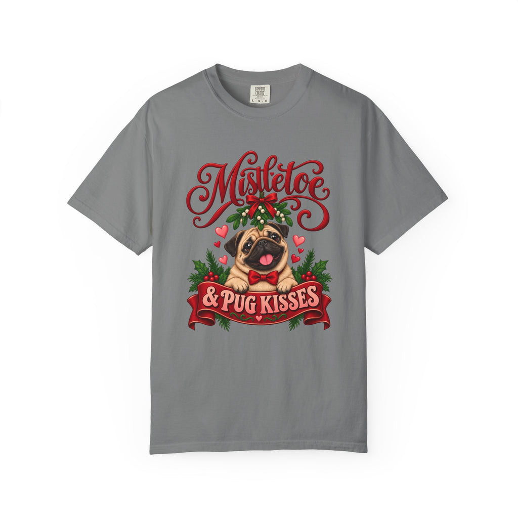 Mistletoe & Pug Kisses T-Shirt – Grey