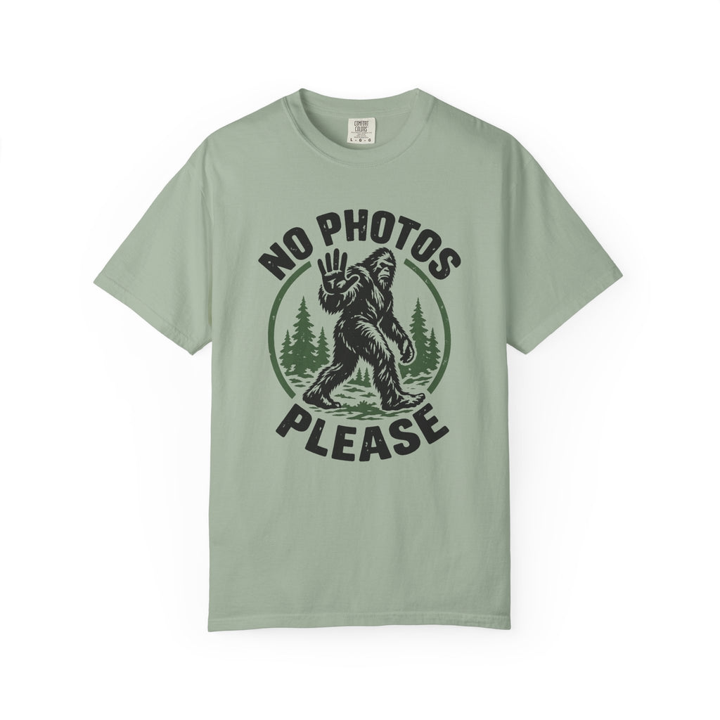 No Photos Please T-Shirt – Bay